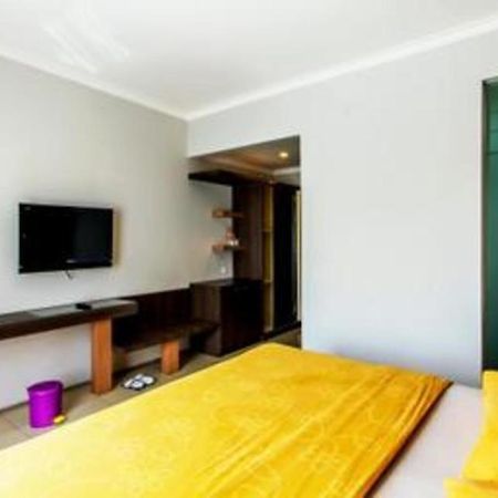 Andelir Hotel Bandung Exterior foto